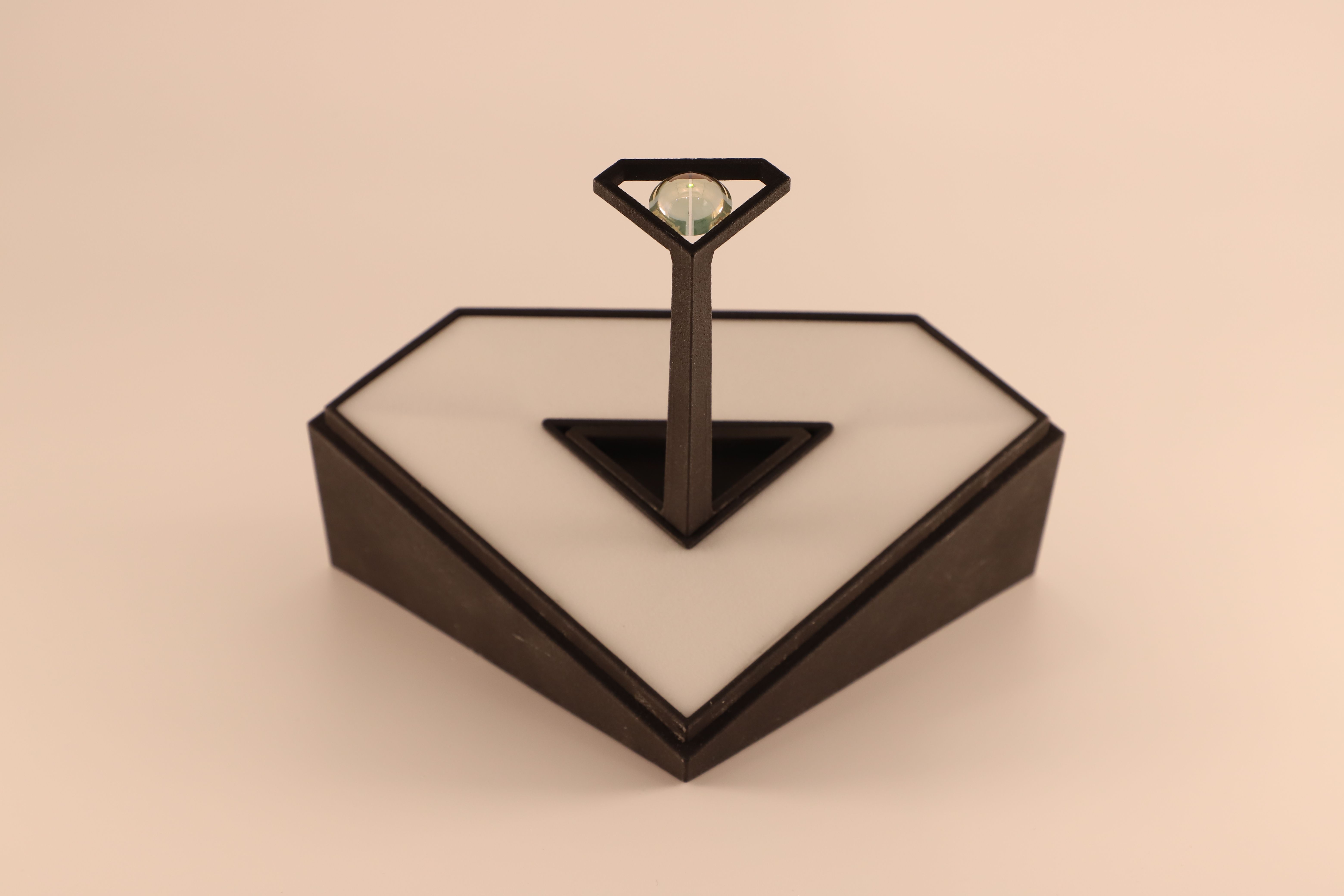 Lens with a Single-Pixel Display.JPG