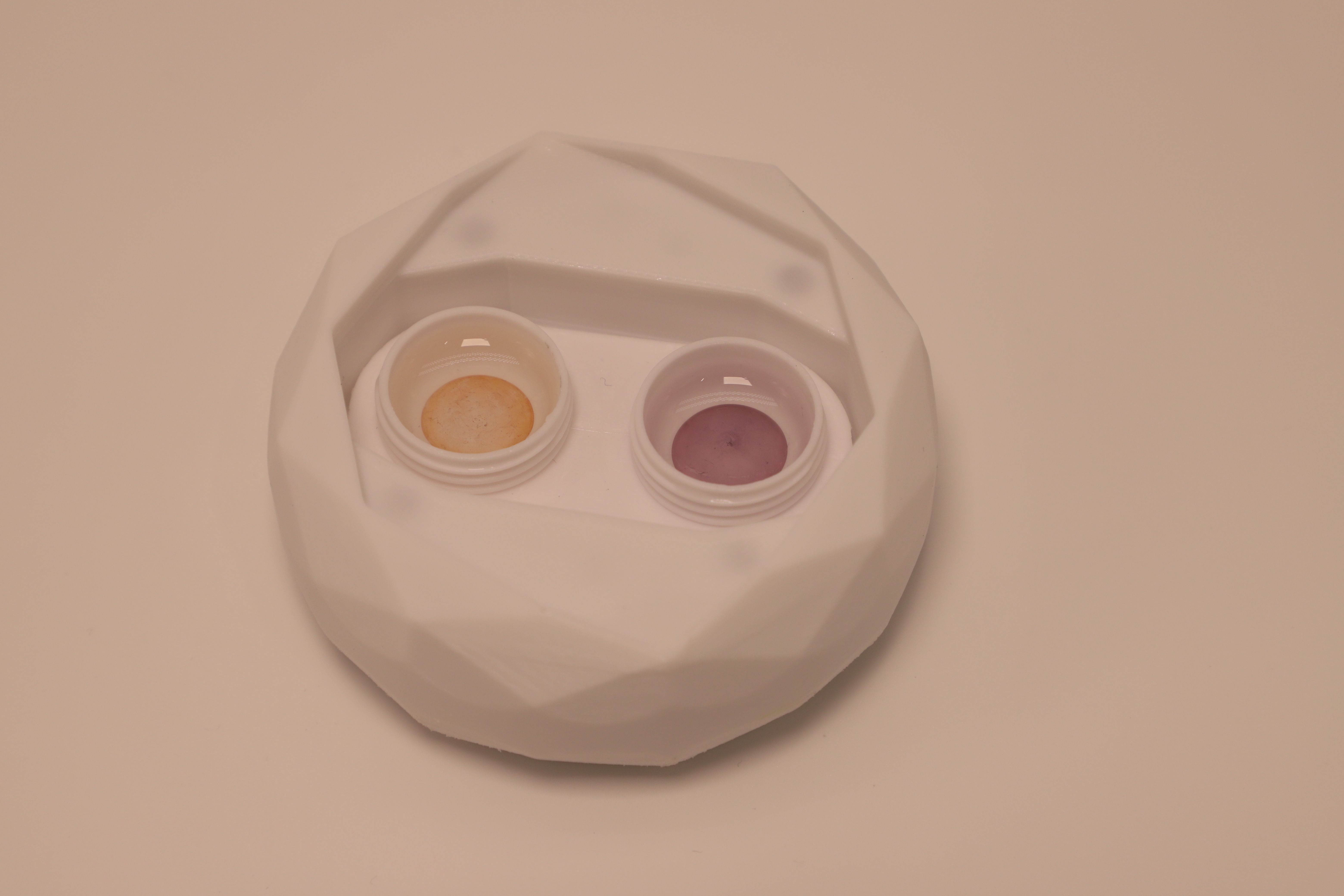 Lens with Nanoparticles for Color Correction.JPG